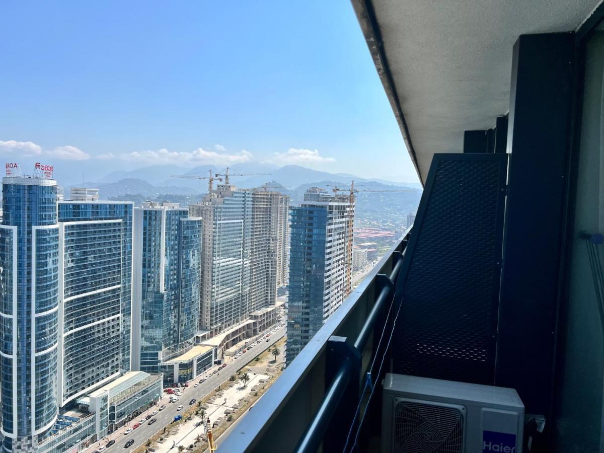 Orbi City Batumi Bagian luar foto