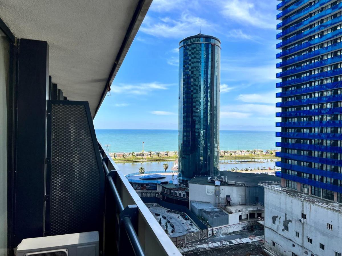 Orbi City Batumi Bagian luar foto