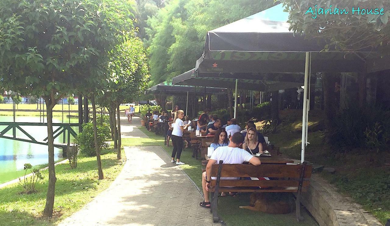 Orbi City Batumi Bagian luar foto